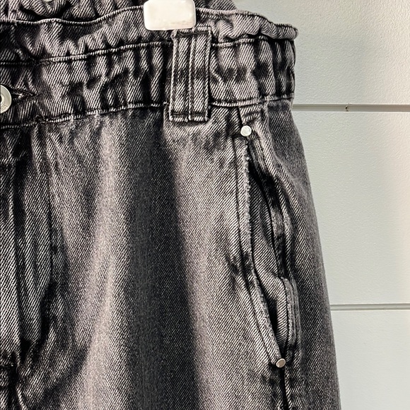 💥$5 SALE💥ZARA Black Denim Overalls with Vintage Appeal - Picture 5 of 10